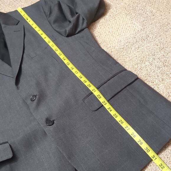 JoS A. Bank Men's Gray Plaid Wool Suit Jacket Sport Coat Travelers Collection 42 - Picture 4 of 10